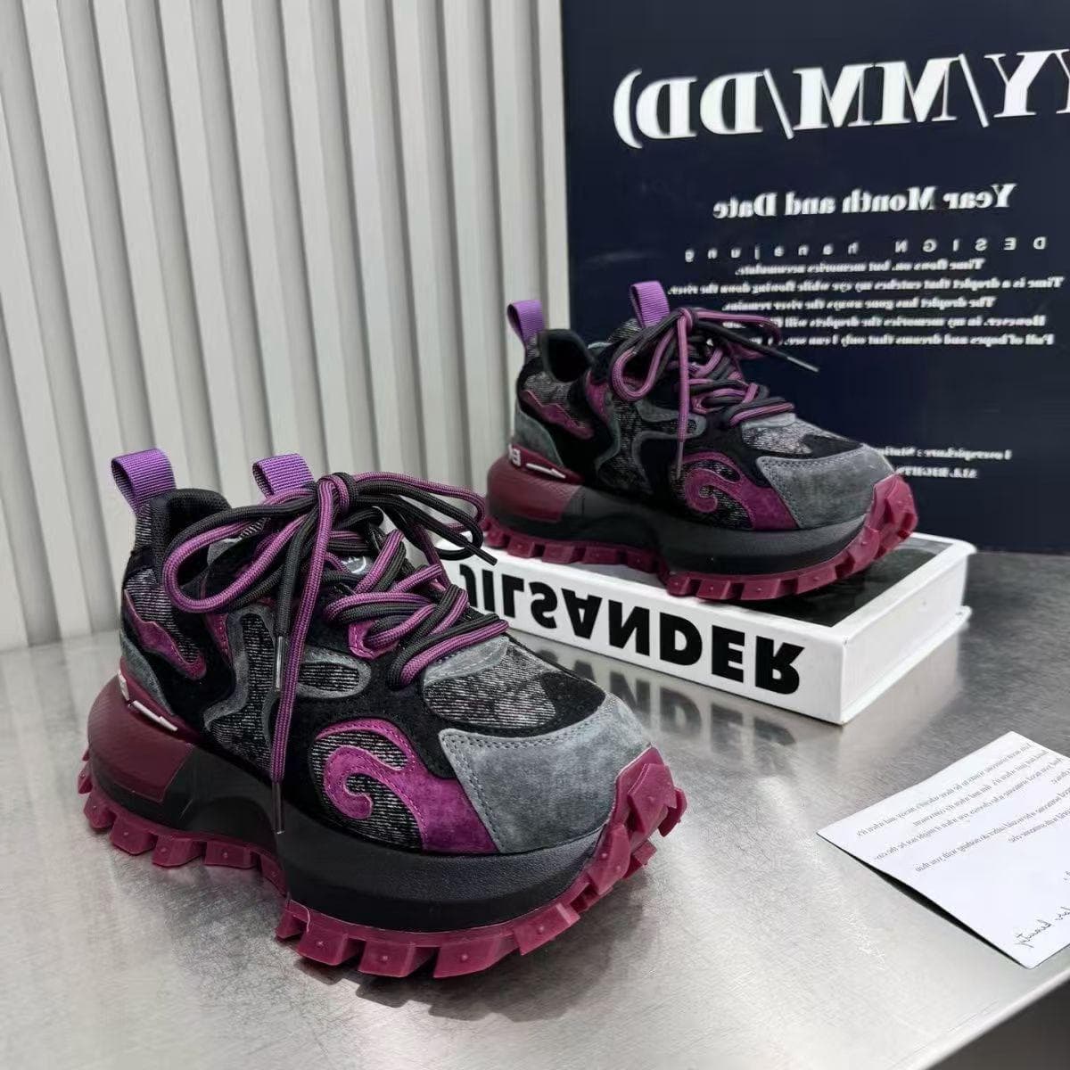 AMASOUL Sneakers — Trail Prune